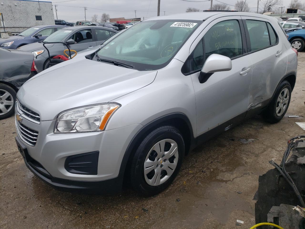 Photo 2 from auction – 2016 CHEVROLET TRAX LS with VIN KL7CJKSBXGB629622