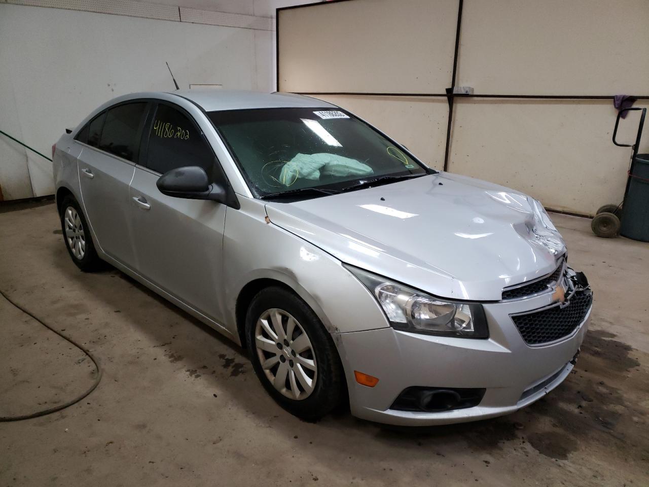 CHEVROLET CRUZE LS 2011 with VIN 1G1PC5SH0B7306558 - Photo from auction