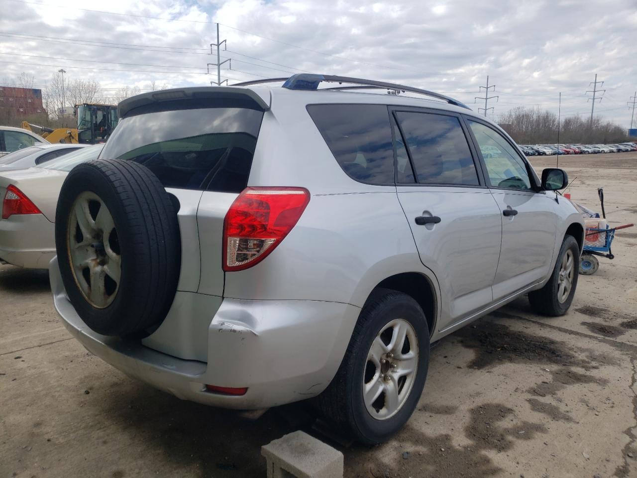 Photo 4 from auction – 2008 TOYOTA RAV4 with VIN JTMZD33V385109247