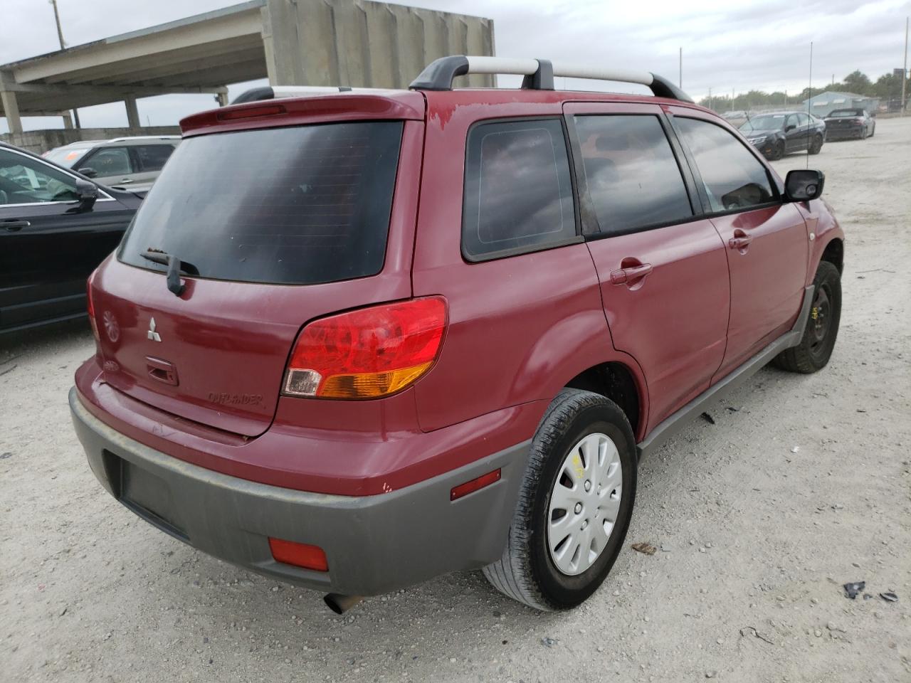 Photo 4 from auction – 2003 MITSUBISHI OUTLANDER with VIN JA4LX31GX3U037862