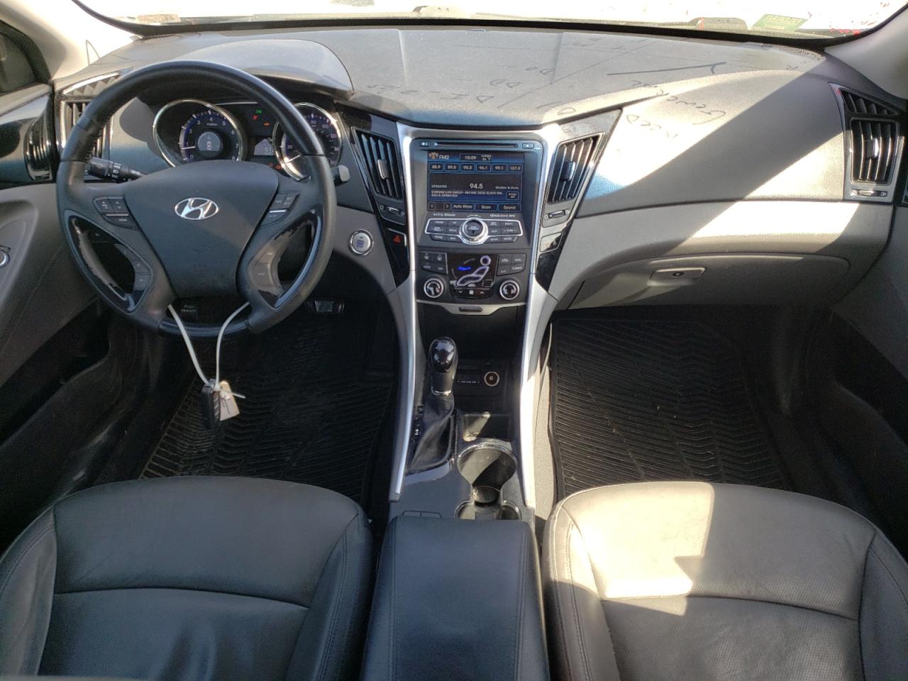 Photo 9 from auction – 2012 HYUNDAI SONATA SE with VIN 5NPEC4AC0CH470582