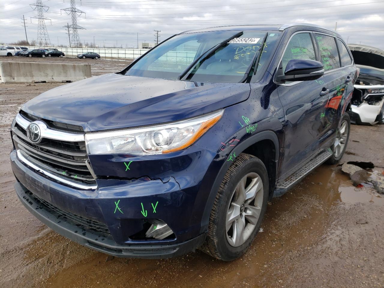 Фото 2 с аукциона – 2016 TOYOTA HIGHLANDER с VIN 5TDDKRFHXGS284810