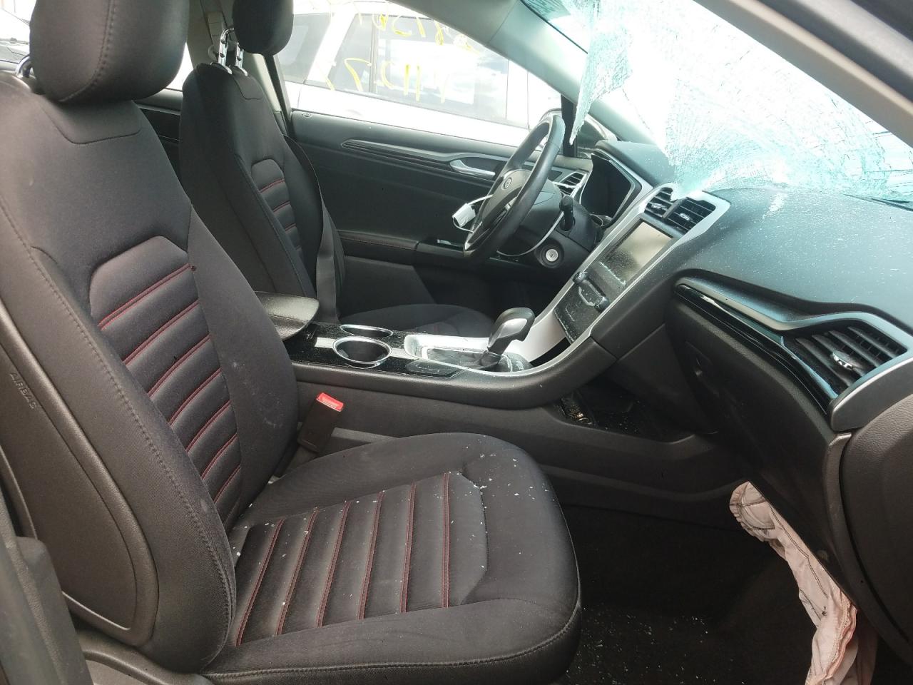 Photo 6 from auction – 2014 FORD FUSION SE with VIN 3FA6P0HDXER102576