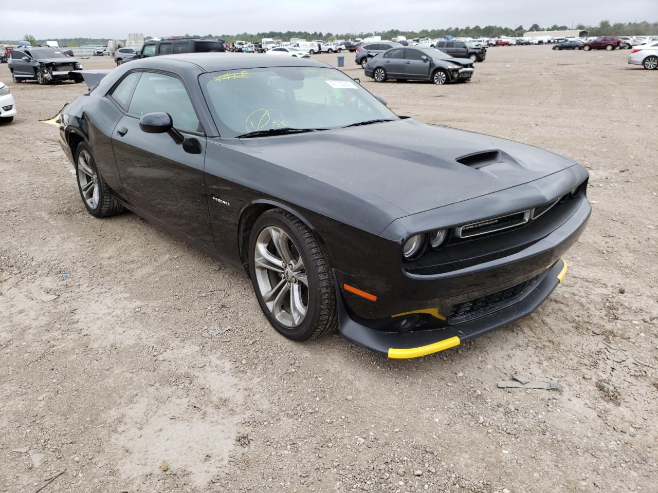 DODGE CHALLENGER 2020 with VIN 2C3CDZBT1LH121296 - Photo from auction