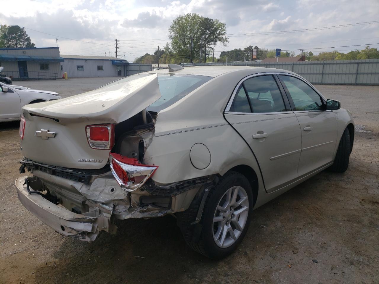 Photo 4 from auction – 2015 CHEVROLET MALIBU 1LT with VIN 1G11C5SL3FF107557