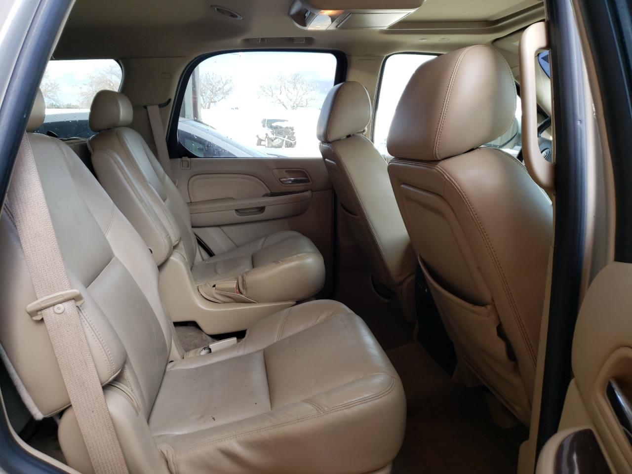 Photo 6 from auction – 2010 CADILLAC ESCALADE P with VIN 1GYUCCEF3AR168746