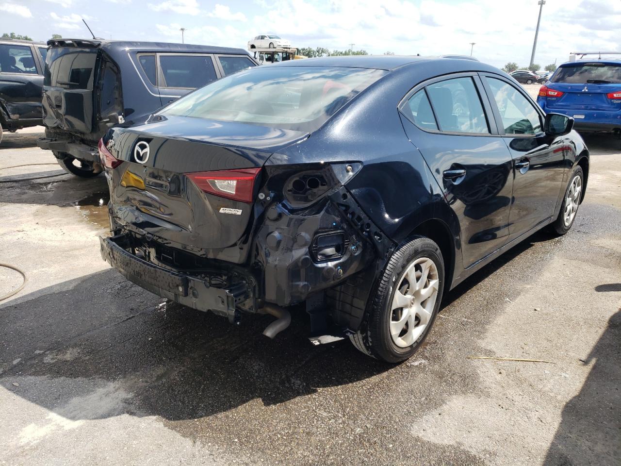 Photo 4 from auction – 2016 MAZDA 3 SPORT with VIN 3MZBM1T78GM305469