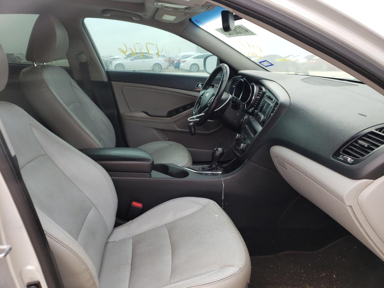 Photo 5 from auction – 2012 KIA OPTIMA EX with VIN 5XXGN4A77CG017402