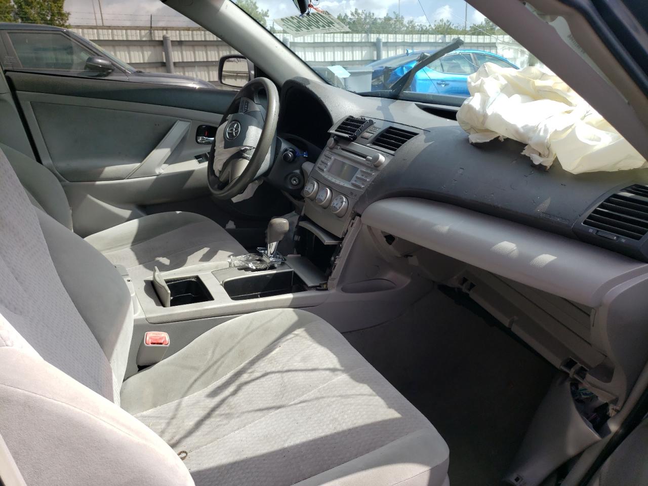 Photo 5 from auction – 2011 TOYOTA CAMRY BASE with VIN 4T1BF3EK5BU716029