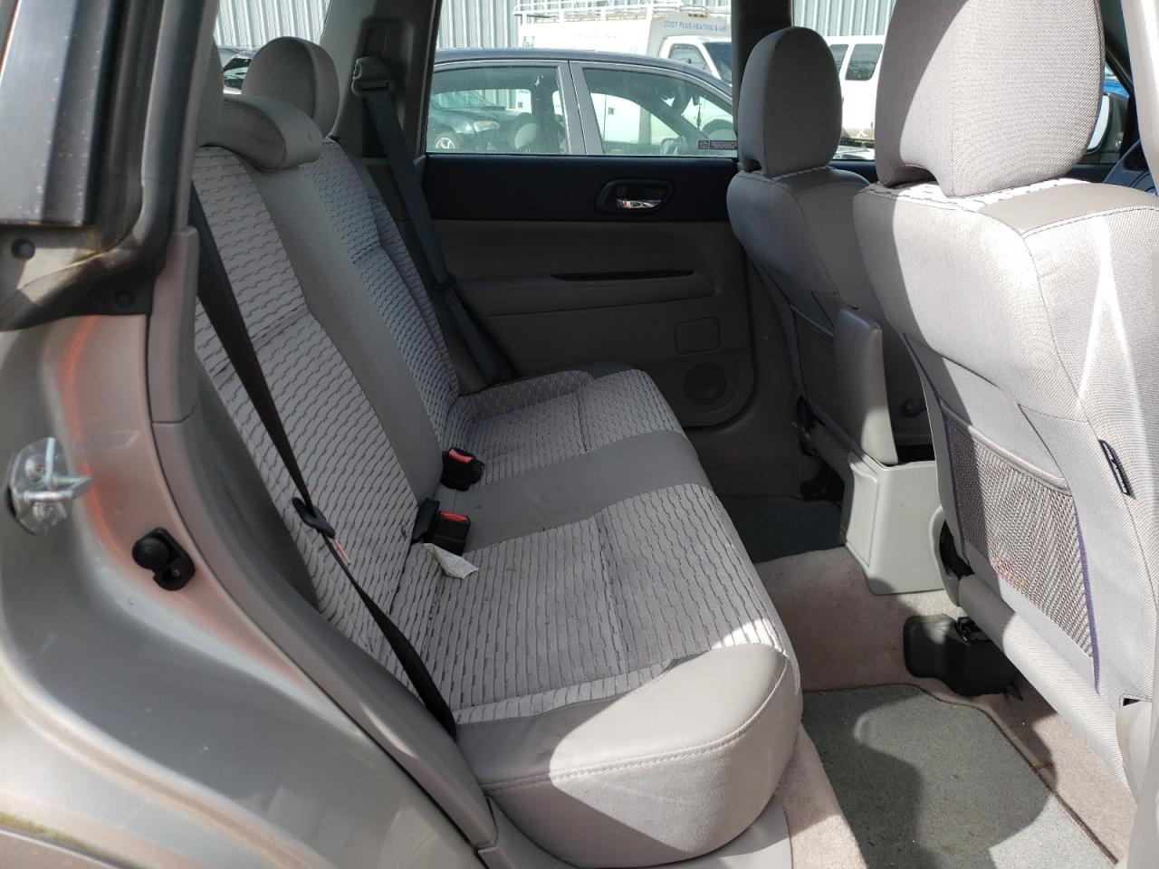 Photo 6 from auction – 2005 SUBARU FORESTER 2 with VIN JF1SG65615H743592