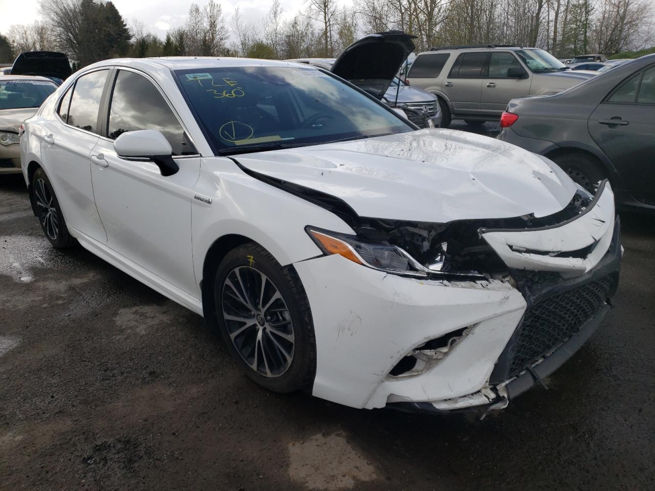 TOYOTA CAMRY SE 2020 with VIN 4T1J31AK8LU535894 - Photo from auction
