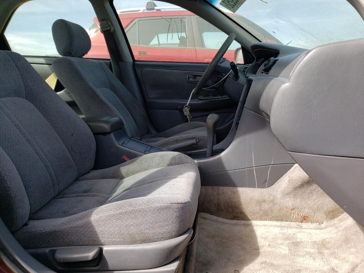 Photo 5 from auction – 2000 TOYOTA CAMRY CE with VIN JT2BG22K9Y0465248