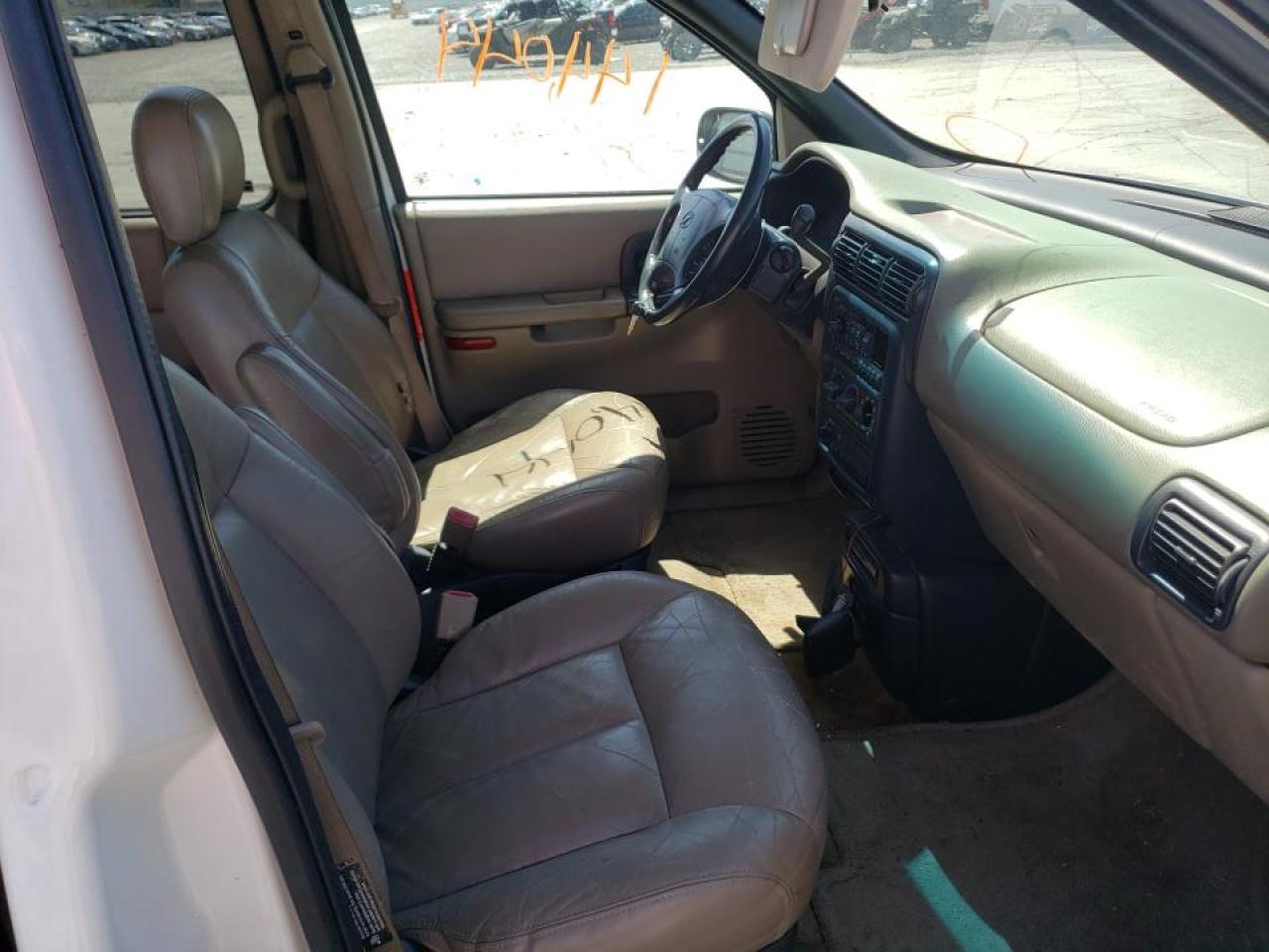 Photo 5 from auction – 1998 OLDSMOBILE SILHOUETTE with VIN 1GHDX03E0WD310472