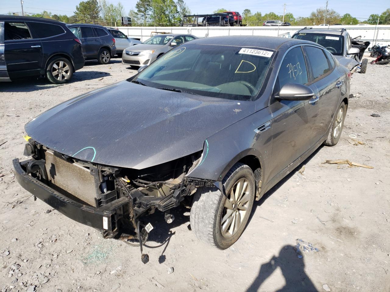 Photo 2 from auction – 2016 KIA OPTIMA LX with VIN 5XXGT4L32GG008922