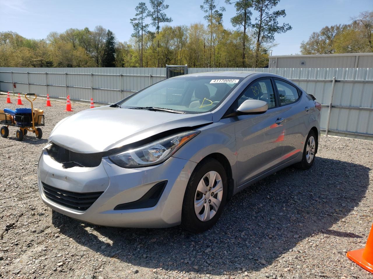 Photo 2 from auction – 2016 HYUNDAI ELANTRA SE with VIN 5NPDH4AE9GH695216
