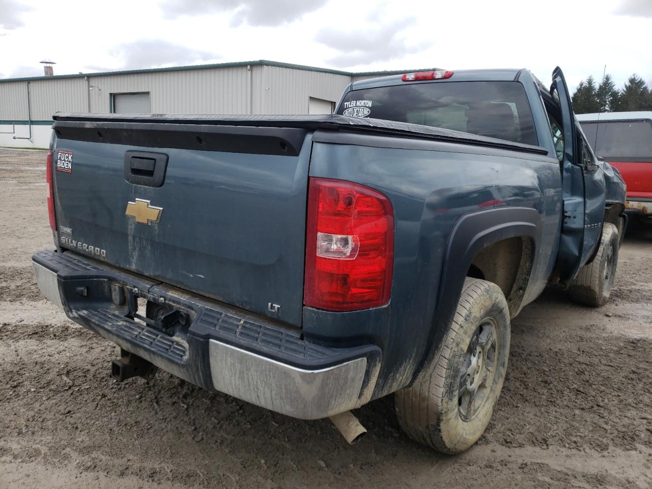 Photo 4 from auction – 2007 CHEVROLET SILVERADO with VIN 1GCEK14027Z568076