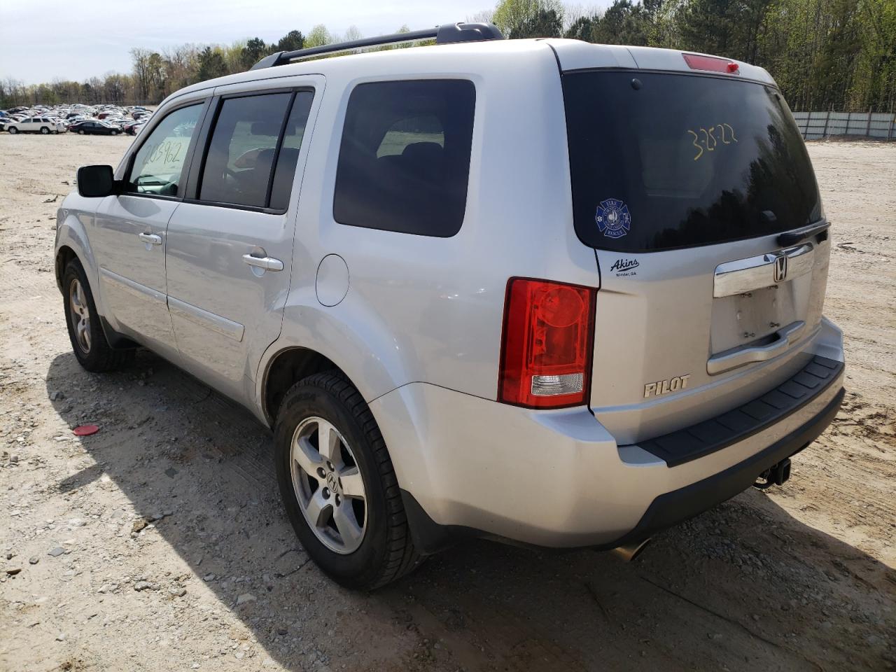 Photo 3 from auction – 2011 HONDA PILOT EXL with VIN 5FNYF3H50BB052073