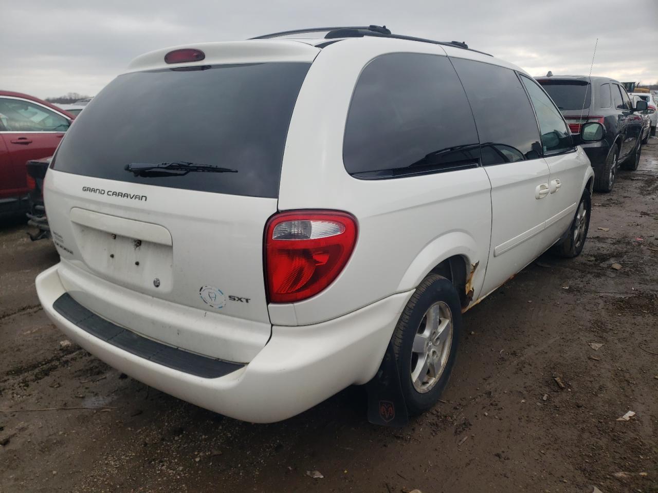 Photo 4 from auction – 2006 DODGE GRAND CARA with VIN 2D4GP44L76R914477