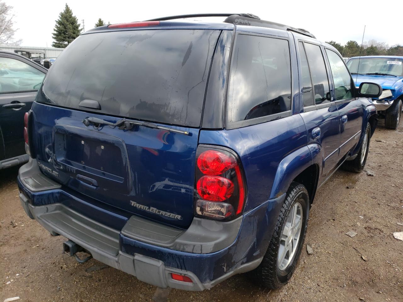 Photo 4 from auction – 2004 CHEVROLET TRAILBLAZE with VIN 1GNDT13S142343753