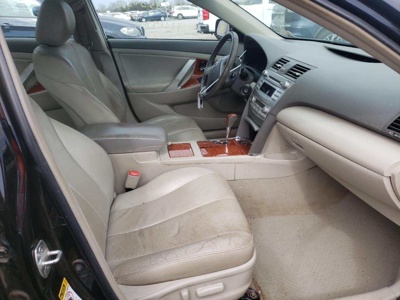 Photo 5 from auction – 2011 TOYOTA CAMRY BASE with VIN 4T4BF3EK7BR178973