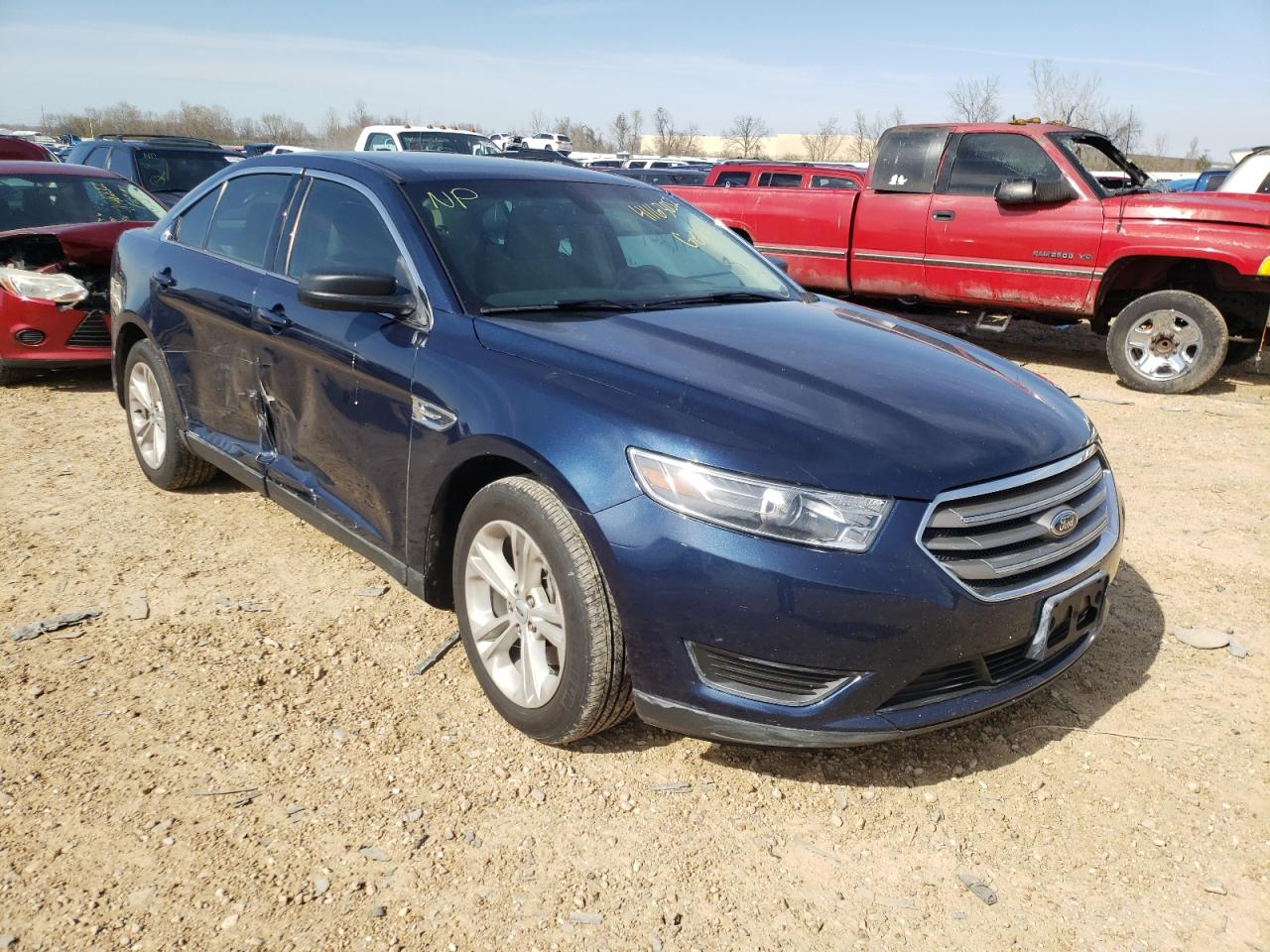 FORD TAURUS SE 2017 with VIN 1FAHP2D87HG146348 - Photo from auction