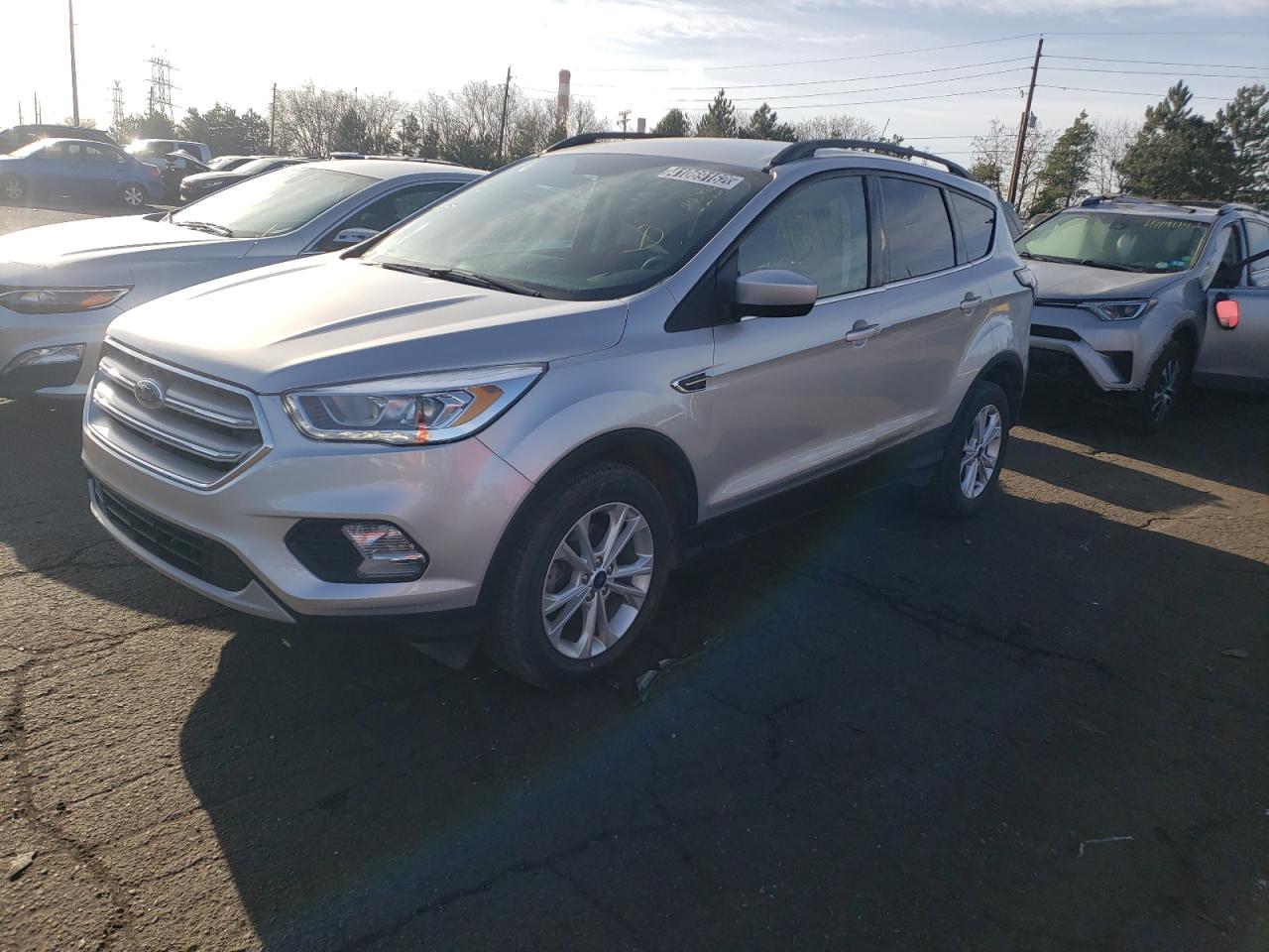 Photo 2 from auction – 2018 FORD ESCAPE SEL with VIN 1FMCU0HD0JUB82524