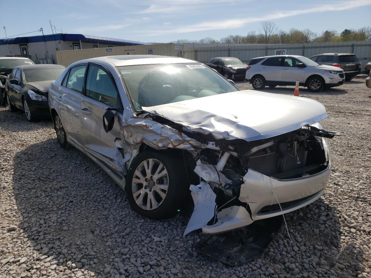 TOYOTA AVALON BAS 2012 with VIN 4T1BK3DB6CU464581 - Photo from auction