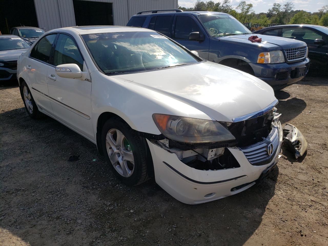 ACURA RL 2006 with VIN JH4KB16506C008343 - Photo from auction