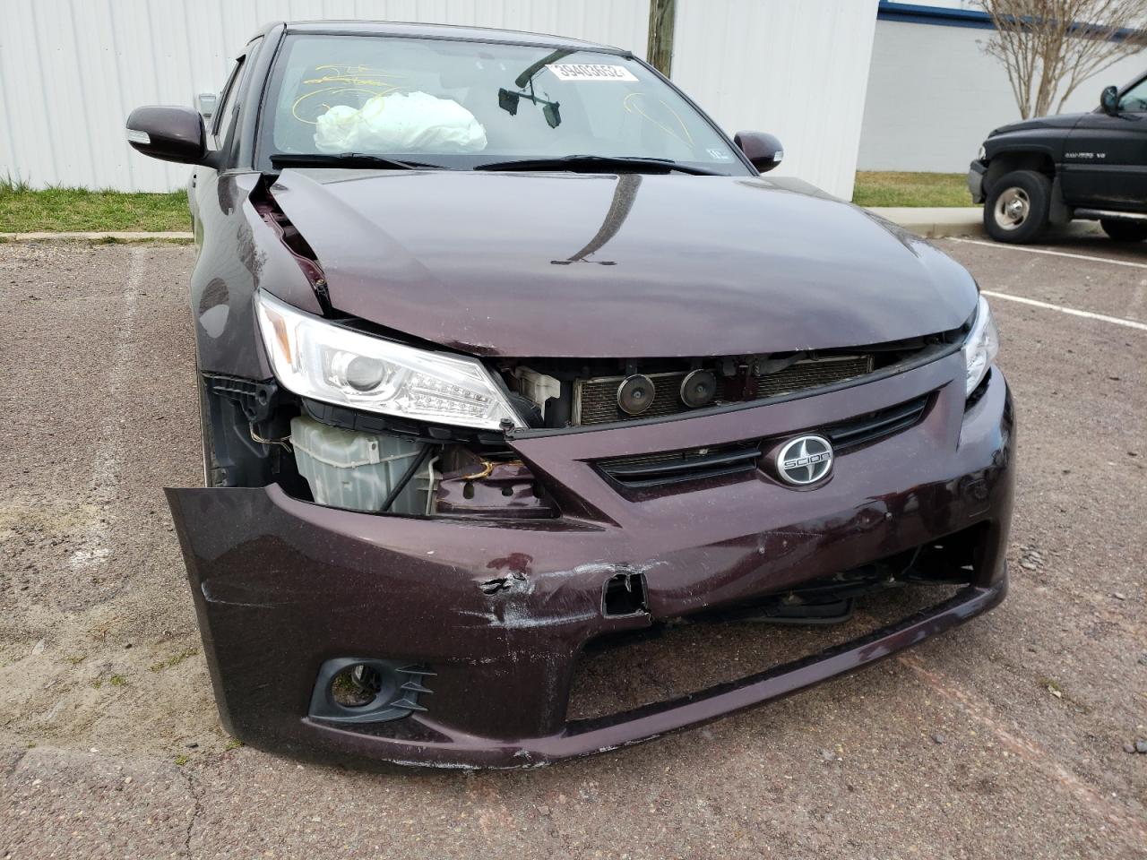 Photo 9 from auction – 2012 TOYOTA SCION TC with VIN JTKJF5C73C3043414