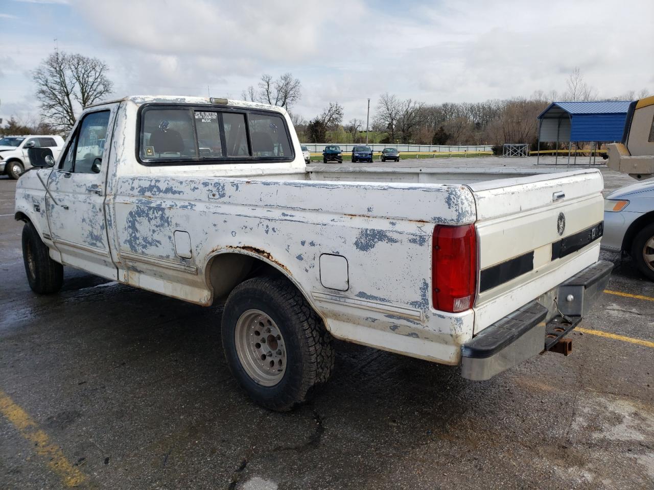 Photo 3 from auction – 1992 FORD F150 with VIN 1FTDF15N5NNA62000