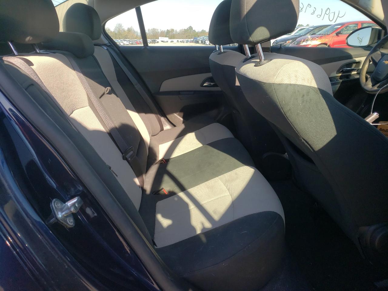 Photo 6 from auction – 2011 CHEVROLET CRUZE LS with VIN 1G1PC5SH7B7234337