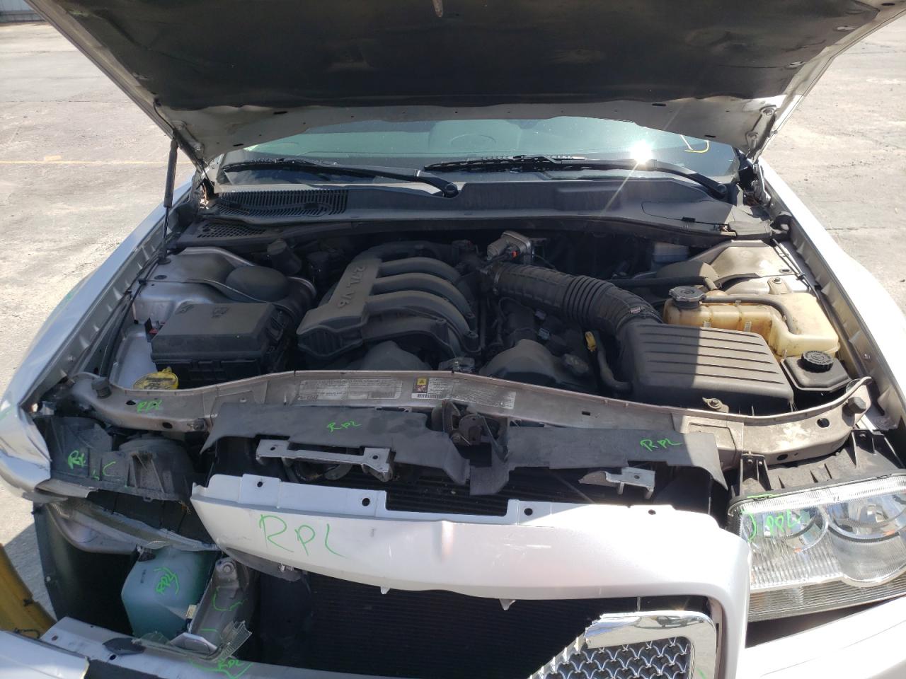 Photo 7 from auction – 2010 CHRYSLER 300 TOURIN with VIN 2C3CA4CD7AH329697