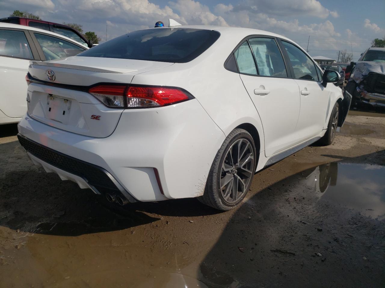 Photo 4 from auction – 2020 TOYOTA COROLLA SE with VIN 5YFS4RCE5LP045230