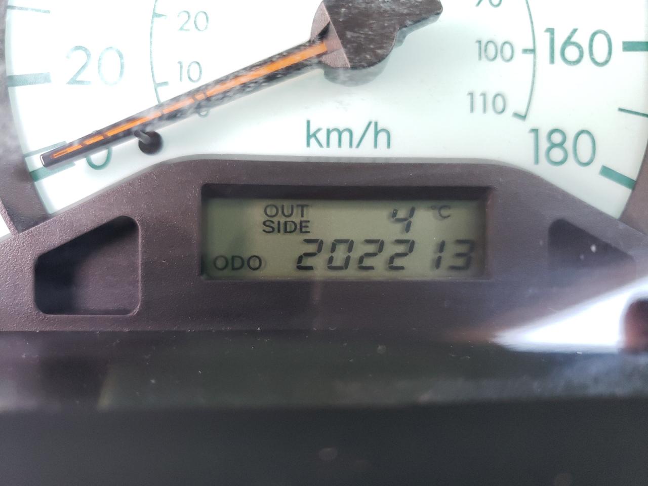 Photo 8 from auction – 2003 TOYOTA COROLLA CE with VIN 2T1BR32E43C777204