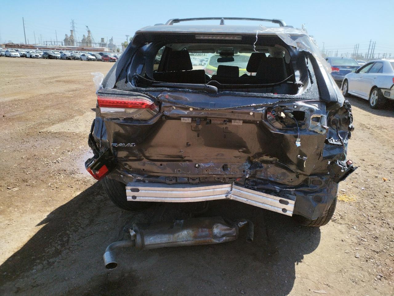 Photo 9 from auction – 2020 TOYOTA RAV4 LE with VIN 2T3H1RFV4LC047038