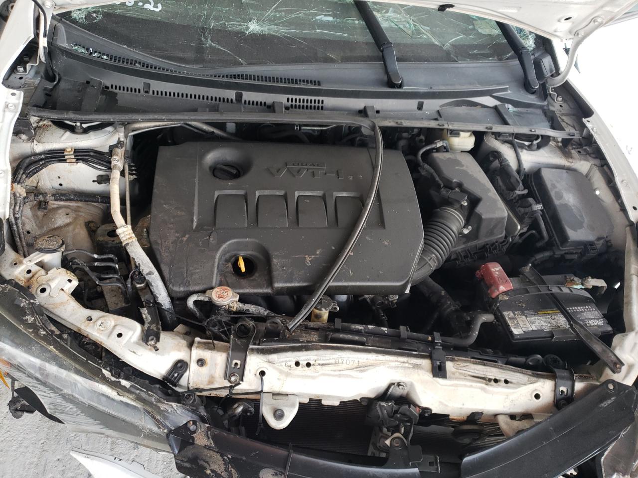 Photo 7 from auction – 2017 TOYOTA COROLLA L with VIN 5YFBURHEXHP682470