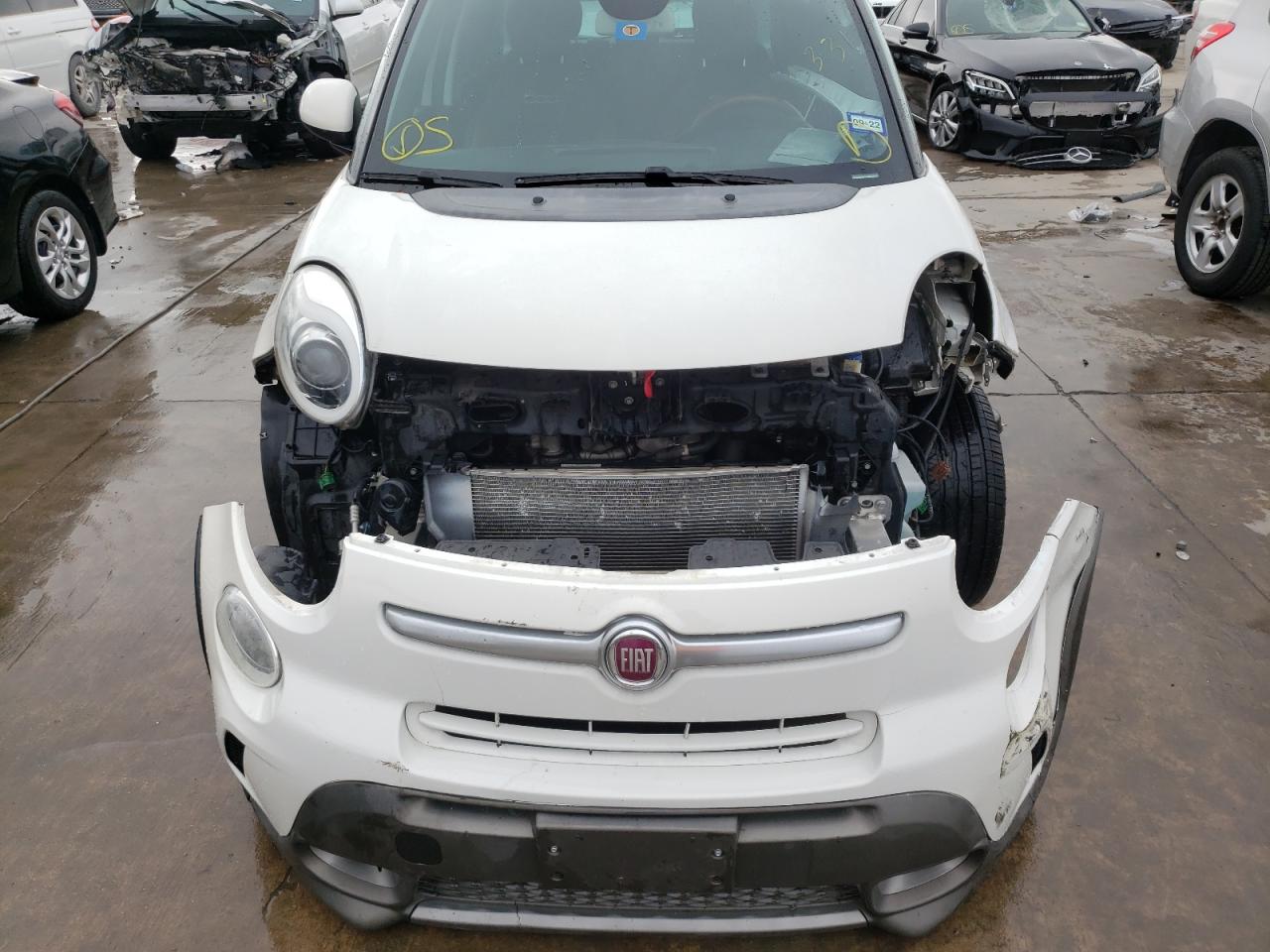 Photo 9 from auction – 2014 FIAT 500L TREKK with VIN ZFBCFADH7EZ012850