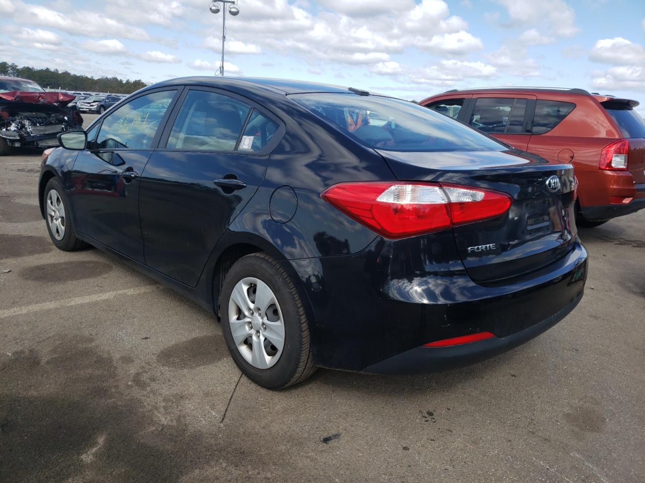 Photo 3 from auction – 2015 KIA FORTE LX with VIN KNAFK4A62F5423475