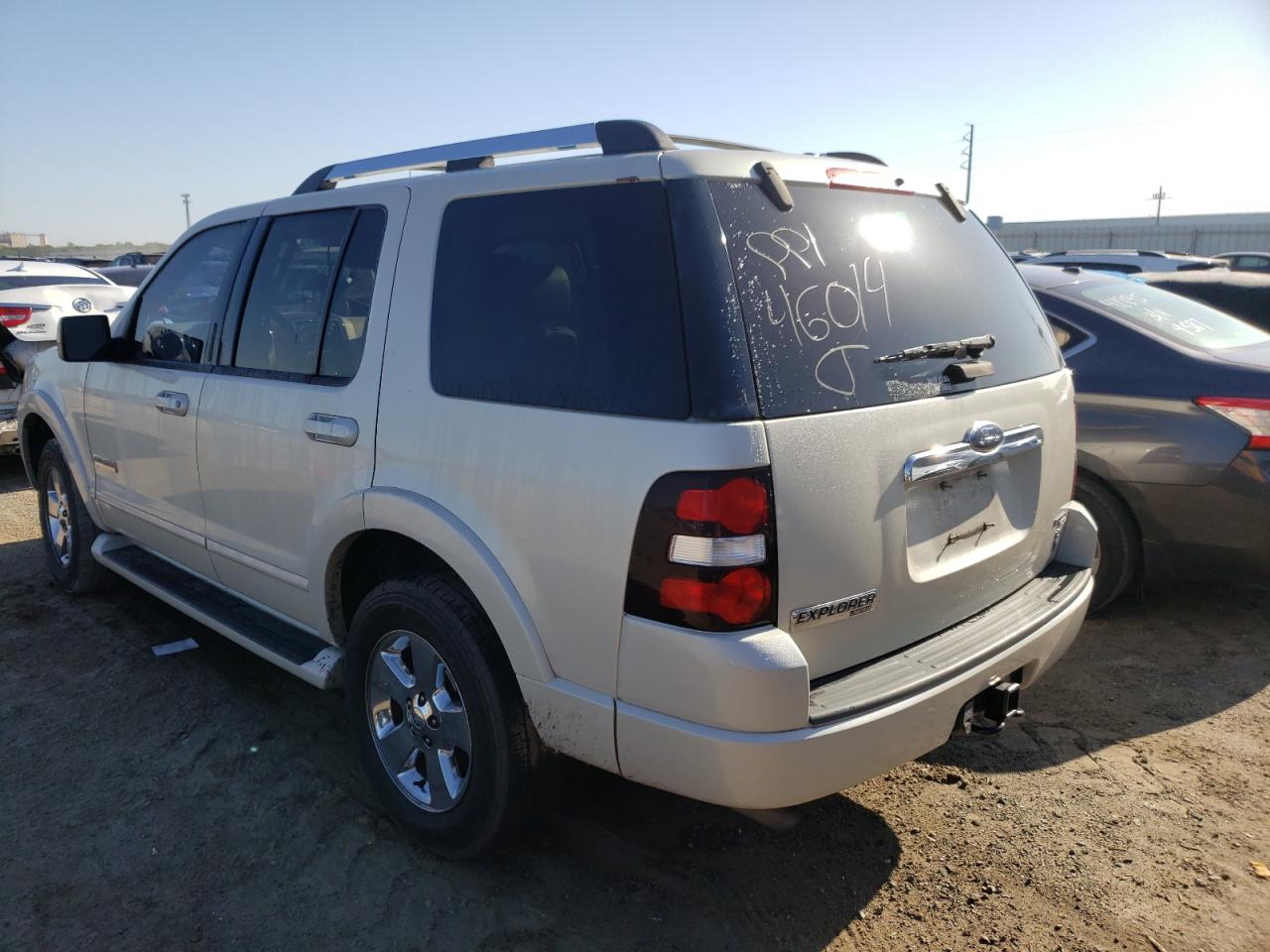 Photo 3 from auction – 2006 FORD EXPLORER L with VIN 1FMEU65816ZA02268