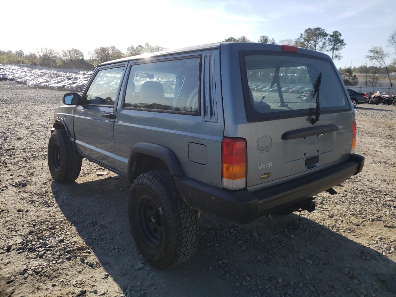 Photo 3 from auction – 1998 JEEP CHEROKEE S with VIN 1J4FT27S1WL190428