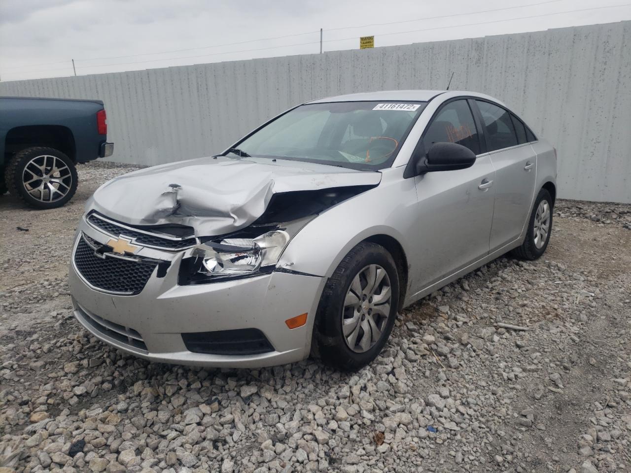 Photo 2 from auction – 2012 CHEVROLET CRUZE LS with VIN 1G1PC5SH8C7295536