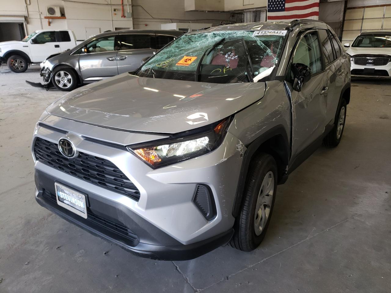 Photo 2 from auction – 2021 TOYOTA RAV4 LE with VIN 2T3F1RFV2MW219915