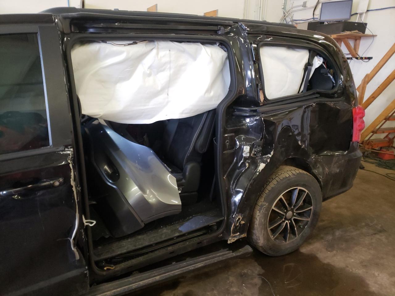 Photo 9 from auction – 2018 DODGE GRAND CARA with VIN 2C4RDGCG1JR177273