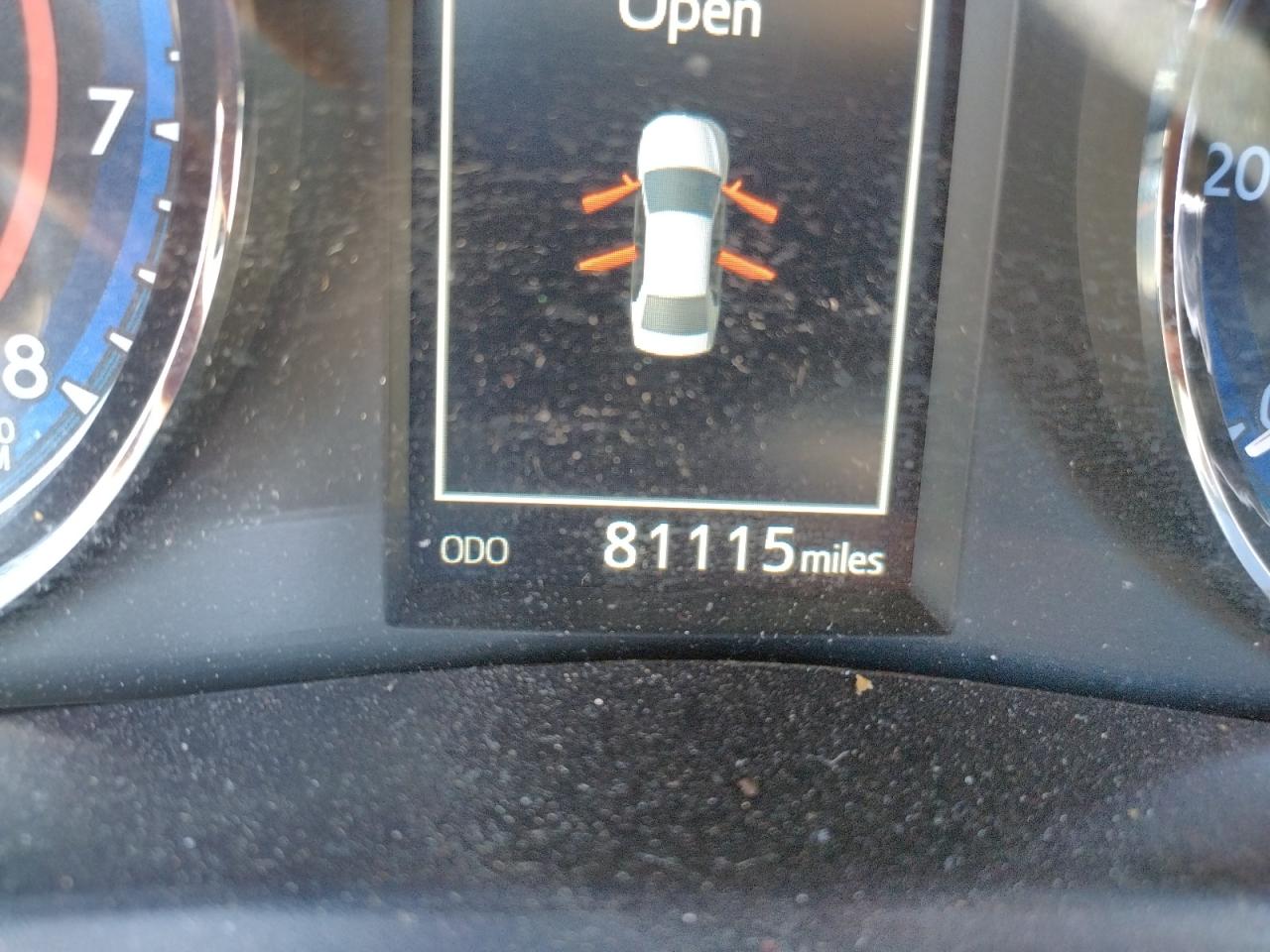 Photo 8 from auction – 2017 TOYOTA COROLLA L with VIN 5YFBURHE6HP682191