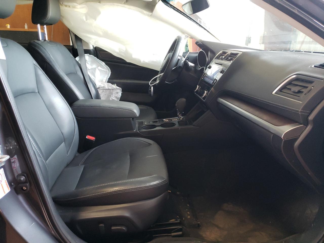 Zdjęcie 5 z aukcji – 2019 SUBARU OUTBACK 2. z VIN 4S4BSANC1K3372195