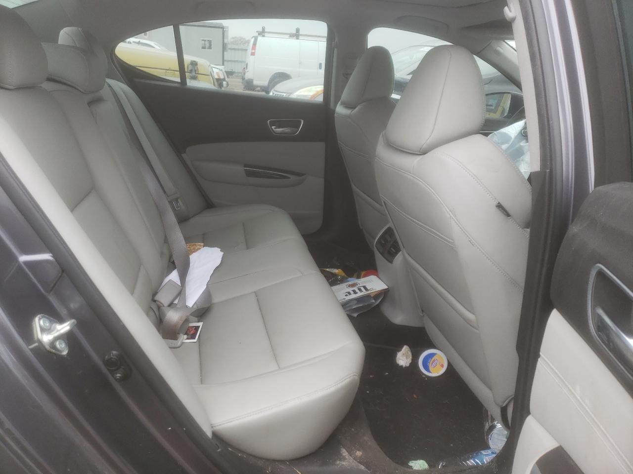 Photo 6 from auction – 2018 ACURA TLX with VIN 19UUB1F34JA005525