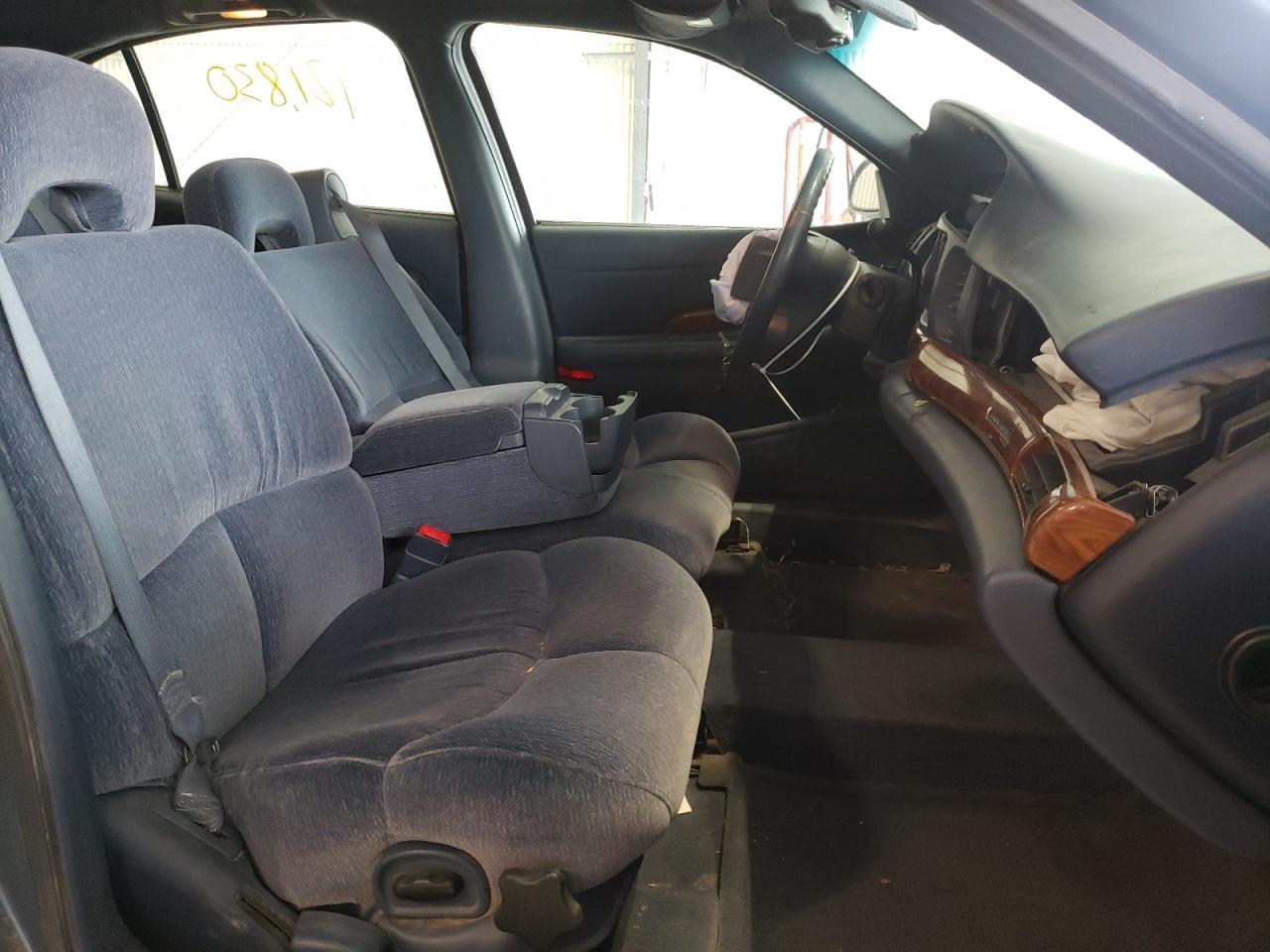 Photo 5 from auction – 2001 BUICK LESABRE CU with VIN 1G4HP54K11U296868