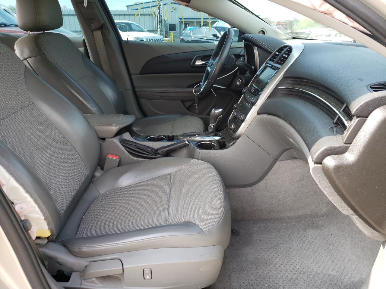 Photo 5 from auction – 2014 CHEVROLET MALIBU 2LT with VIN 1G11E5SL6EF183220