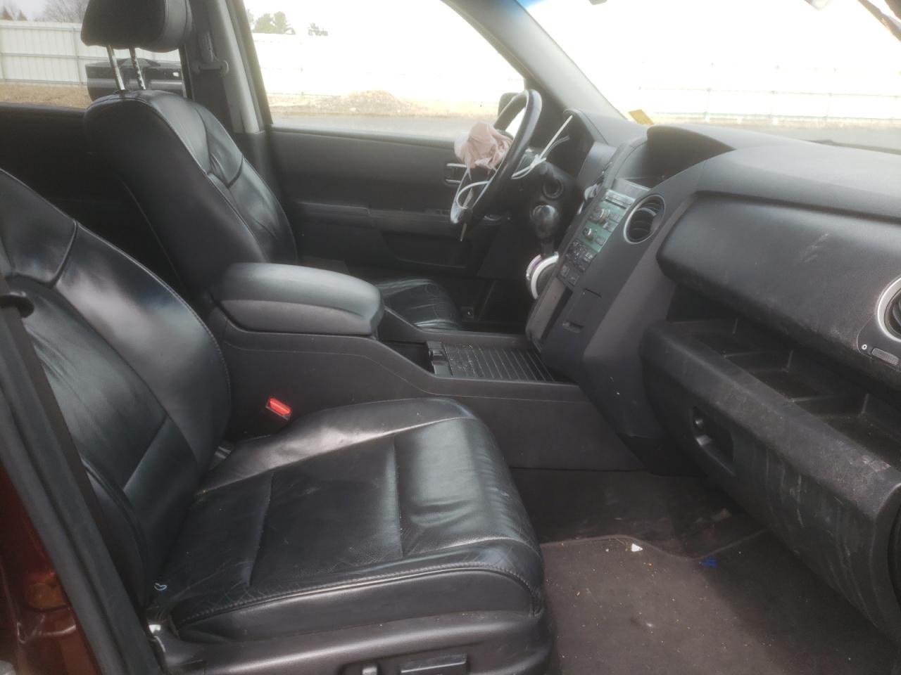 Photo 5 from auction – 2011 HONDA PILOT EXL with VIN 5FNYF4H51BB056459