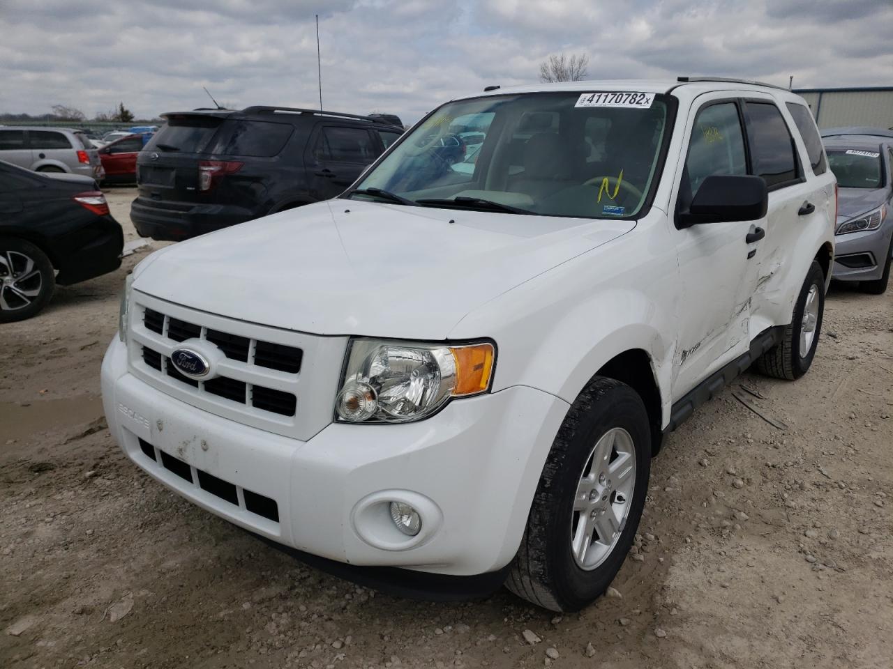 Photo 2 from auction – 2011 FORD ESCAPE HYB with VIN 1FMCU4K37BKB41182